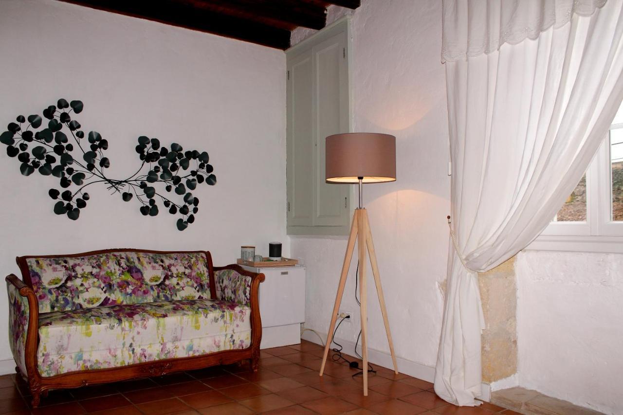 Bed and Breakfast Relais De La Renaissance Saint-Michel-de-Montaigne Exterior foto